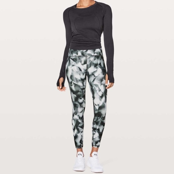 Lululemon Train Times 7/8 Pant 24" - Picture 4 of 15